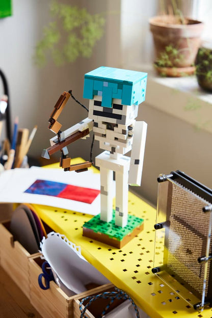 LEGO® Minecraft® The Skeleton (21594)