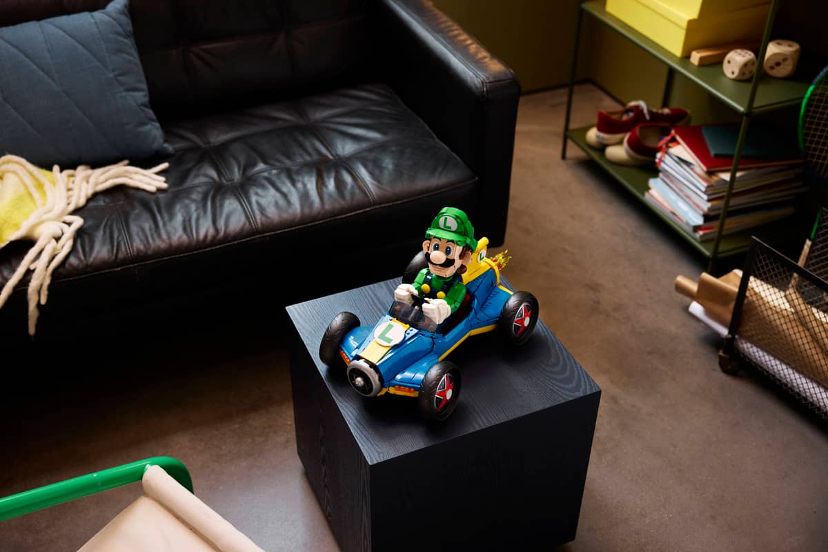 LEGO® Super Mario™ Kart Luigi & Mach 8 (72050)