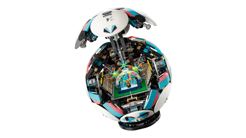LEGO® Editions Soccer Ball (43019)