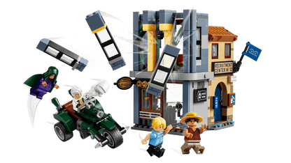 LEGO® One Piece Showdown with Captain Smoker (75642)