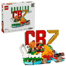 LEGO® Editions Cristiano Ronaldo - Soccer Highlights (43012)